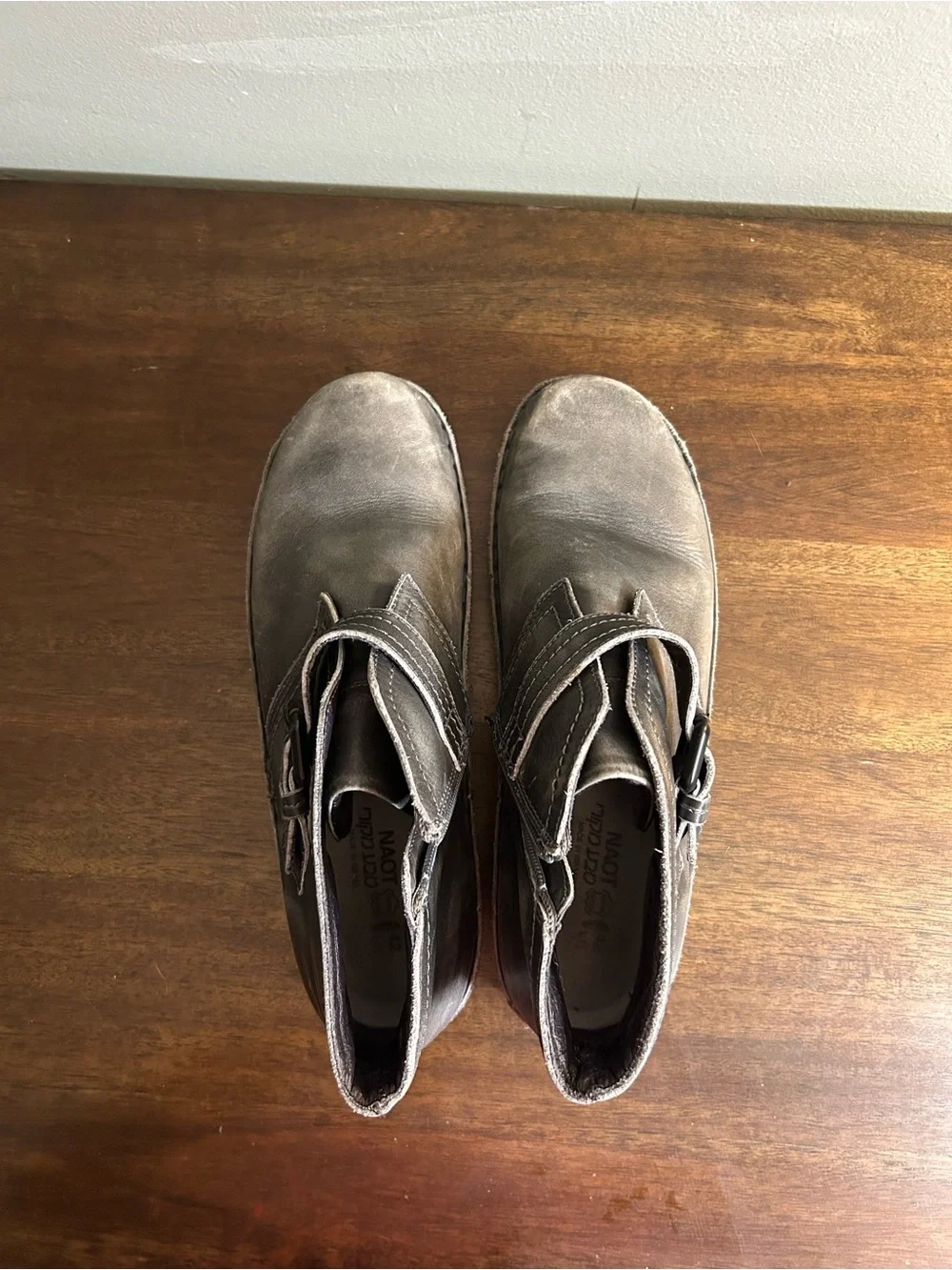 Naot Women's Gray Leather Ankle Boots